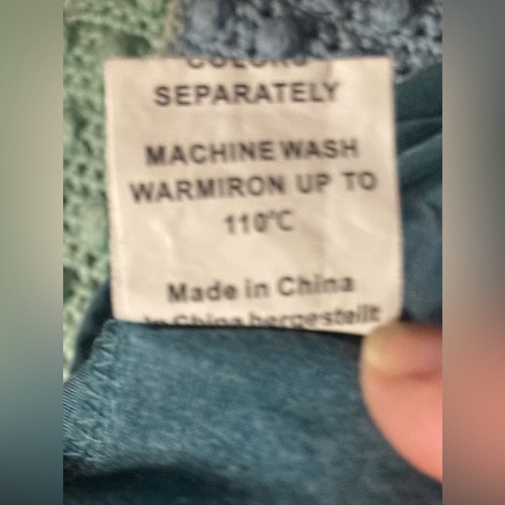 Women’s light blue corduroy shirt bundled with a teal colored t-shirt - Picture 8 of 10